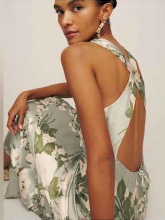 Reformation Dresses & Skirts - NEW Reformation Anaiis Long Silk Dress Tarragon Green Floral | size 4